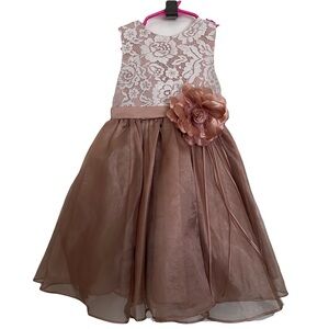 LACE FLOWER ORGANZA GURL TODDLER DRESS TAN WHITE SZ M FLIGHT WERE ACCENT